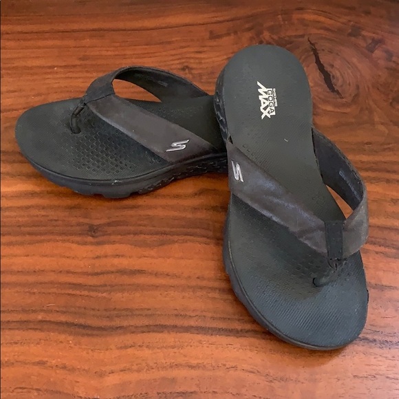 skechers women's flip flop sandals